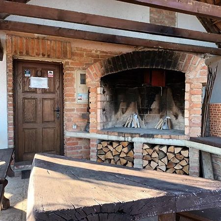 Robinson Vila Kitokret Kutjevo Luaran gambar